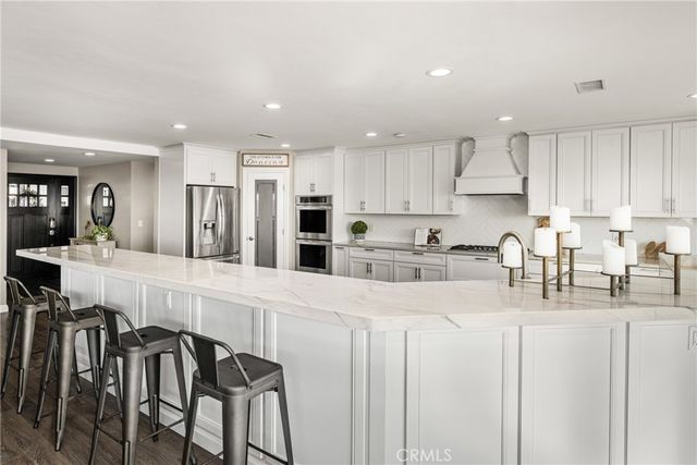 688 Buttonwood, Brea, CA 92821