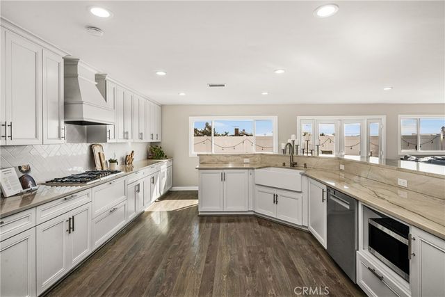 688 Buttonwood, Brea, CA 92821