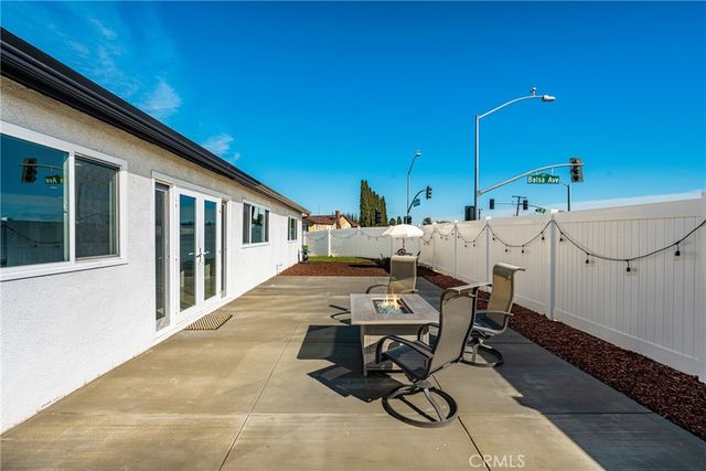 688 Buttonwood, Brea, CA 92821