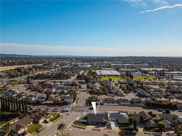 688 Buttonwood, Brea, CA 92821