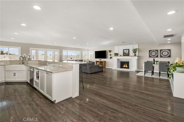 688 Buttonwood, Brea, CA 92821