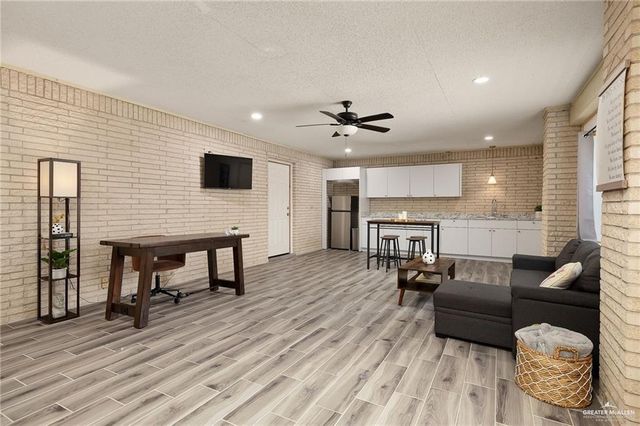 2101 W Jonquil Avenue, Mcallen, TX 78501