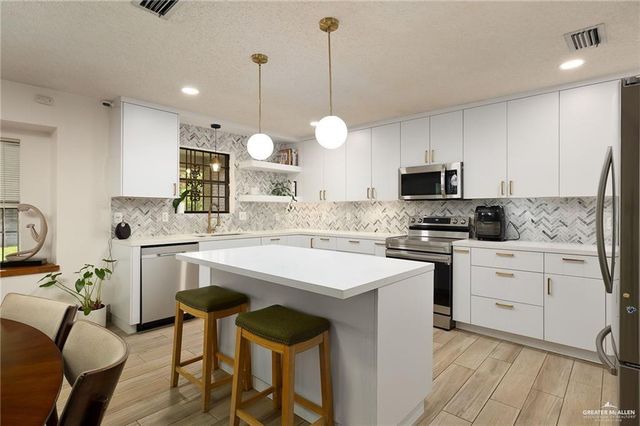 2101 W Jonquil Avenue, Mcallen, TX 78501