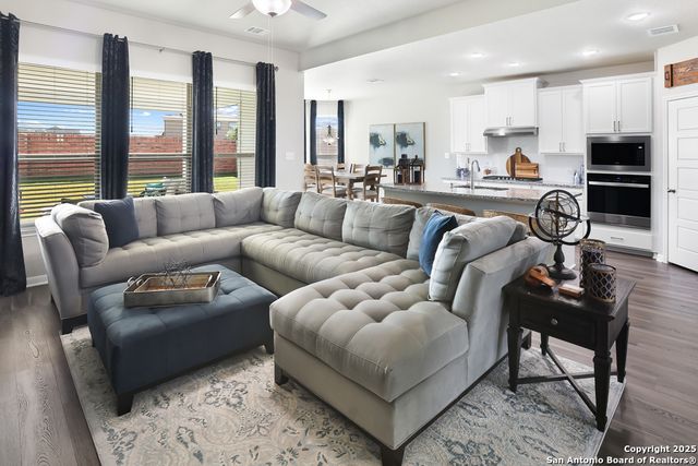 315 Canton Chase, Cibolo, TX 78108