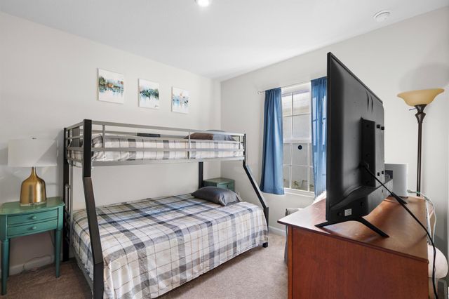 843 Persimmon Place, Fort Pierce, FL 34981