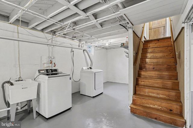 31 LISBURN AVE, Shrewsbury, PA 17361