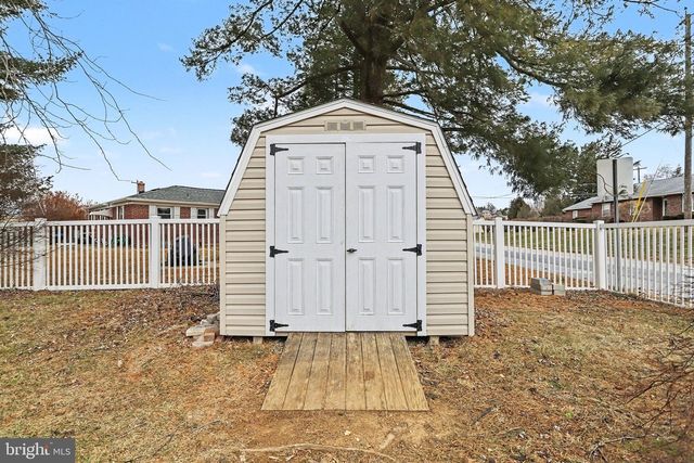 31 LISBURN AVE, Shrewsbury, PA 17361