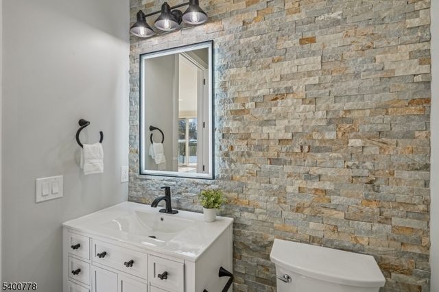 207 N SCOTCH PLAINS AVE, Westfield Town, NJ 07090