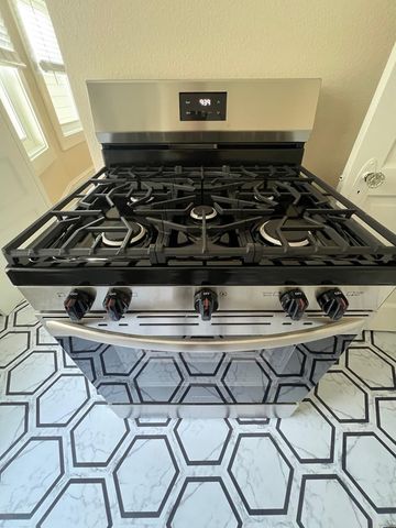 9 Monte Vista Ave, Oakland, CA 94611