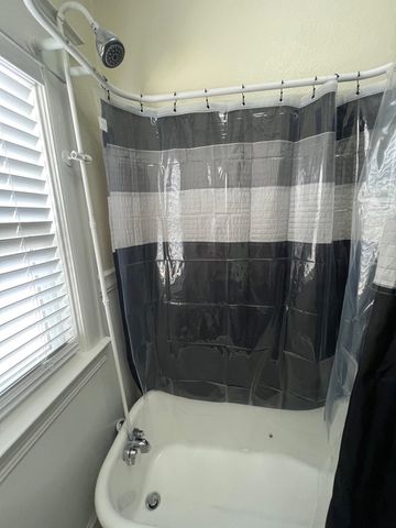 9 Monte Vista Ave, Oakland, CA 94611