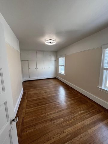 9 Monte Vista Ave, Oakland, CA 94611