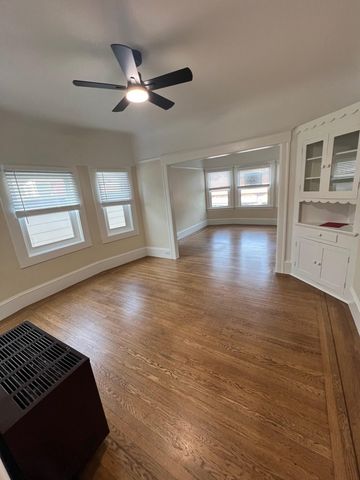 9 Monte Vista Ave, Oakland, CA 94611