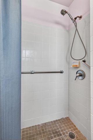 2660 Barkley Drive E B, West Palm Beach, FL 33415