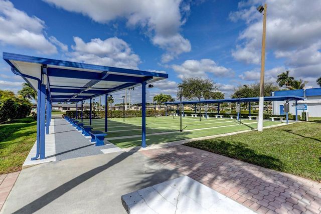 2660 Barkley Drive E B, West Palm Beach, FL 33415