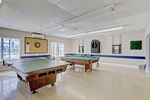 2660 Barkley Drive E B, West Palm Beach, FL 33415