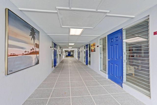 2660 Barkley Drive E B, West Palm Beach, FL 33415