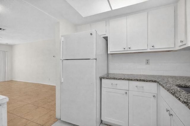 2660 Barkley Drive E B, West Palm Beach, FL 33415