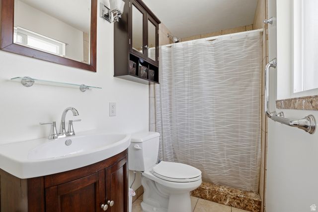441 S 925 E, Kaysville, UT 84037