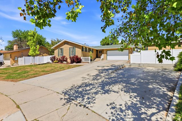 441 S 925 E, Kaysville, UT 84037