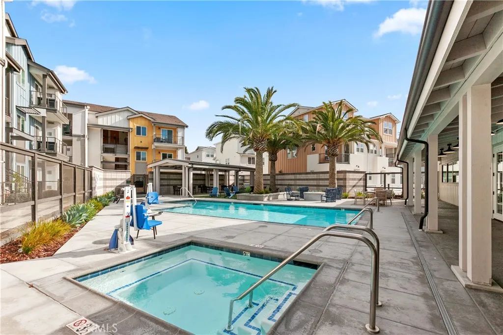 925 Madonna Road 101, San Luis Obispo, CA 93405