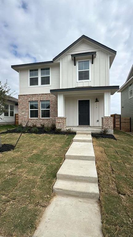 379 Keefer, Kyle, TX 78640