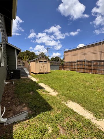 2005 May Street, Fort Worth, TX 76110