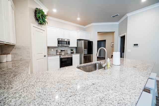 13717 Avenue Q, Lubbock, TX 79423