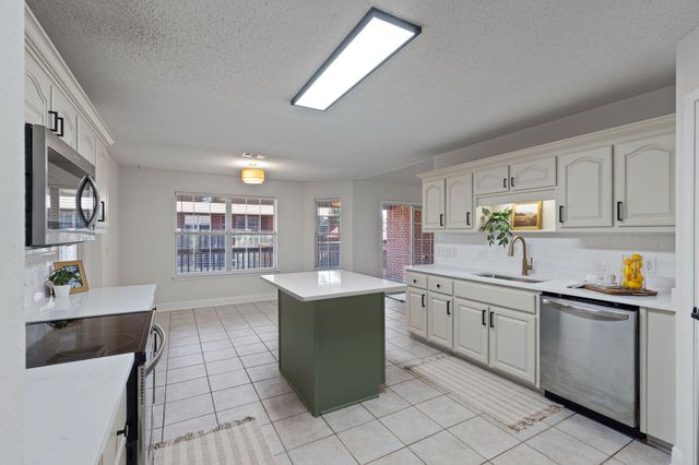 515 Vulpes Sanctuary Loop, Crestview, FL 32536