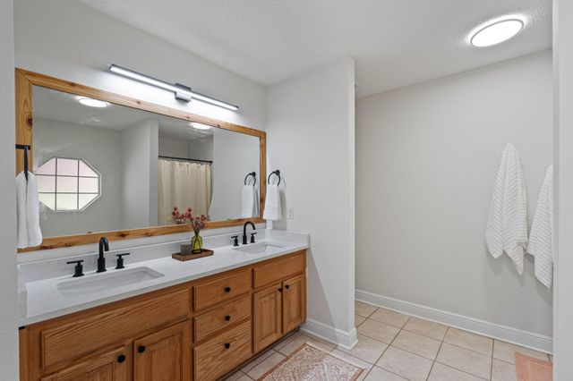 515 Vulpes Sanctuary Loop, Crestview, FL 32536