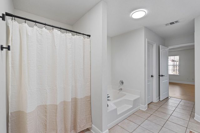 515 Vulpes Sanctuary Loop, Crestview, FL 32536