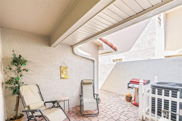 8230 AMBROSE COVE WAY, Orlando, FL 32819