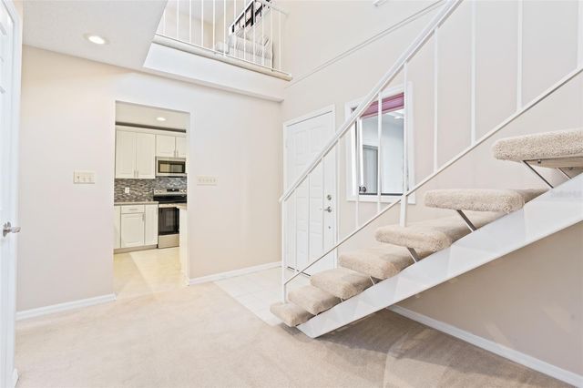 8230 AMBROSE COVE WAY, Orlando, FL 32819