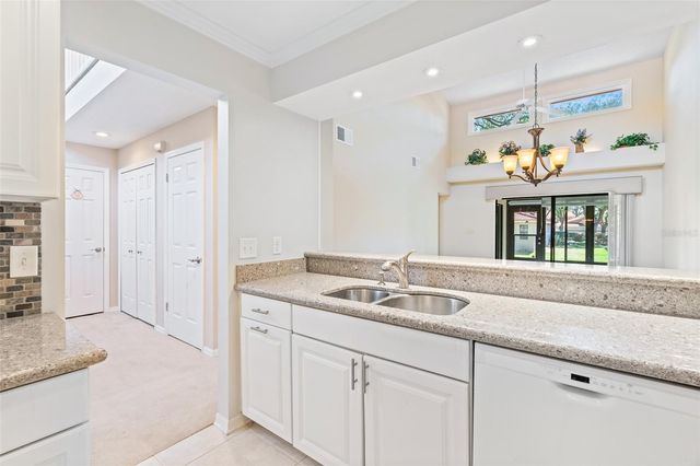 8230 AMBROSE COVE WAY, Orlando, FL 32819