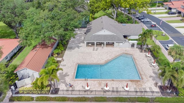 8230 AMBROSE COVE WAY, Orlando, FL 32819