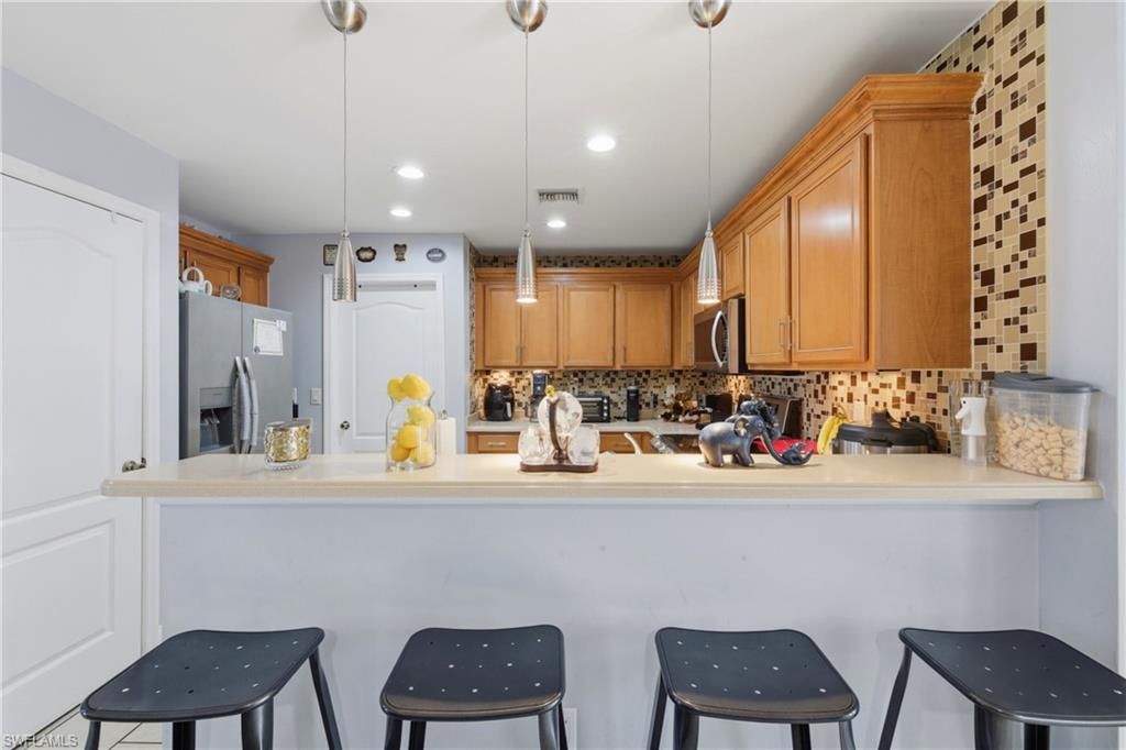 Image 10 of property listing at 2612 Ceitus PKWY, Cape Coral, FL 33991