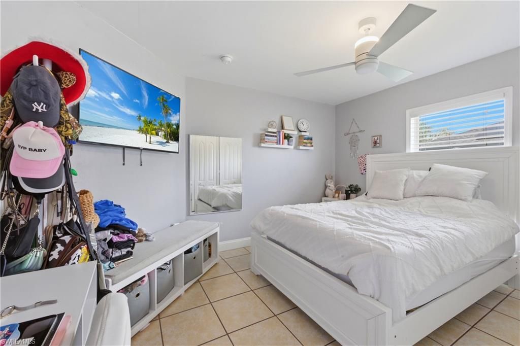 Image 23 of property listing at 2612 Ceitus PKWY, Cape Coral, FL 33991