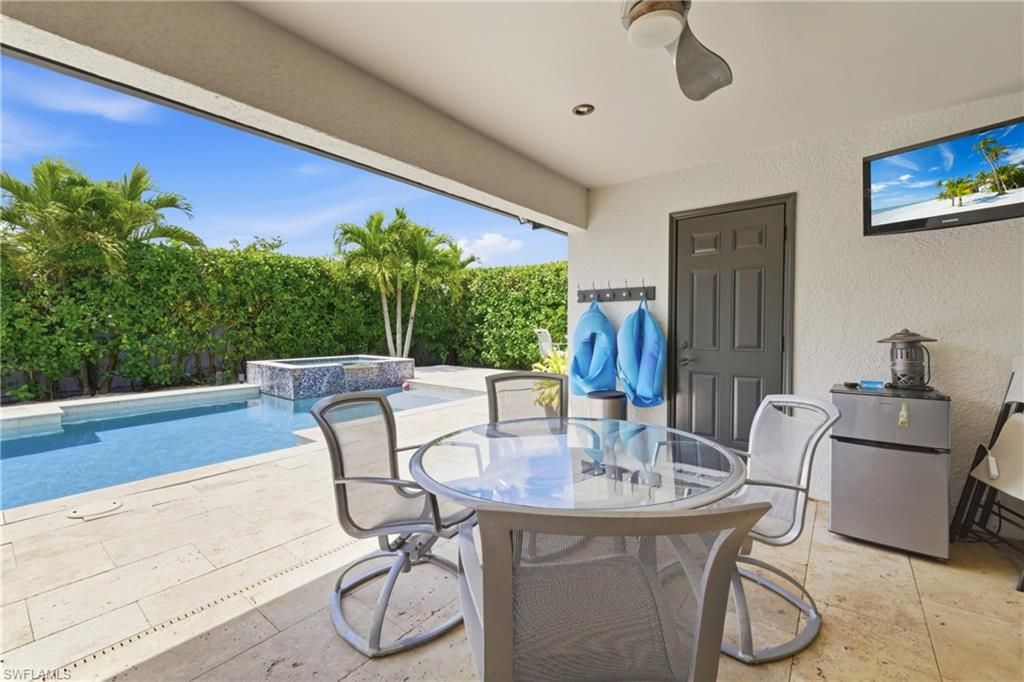 Image 29 of property listing at 2612 Ceitus PKWY, Cape Coral, FL 33991