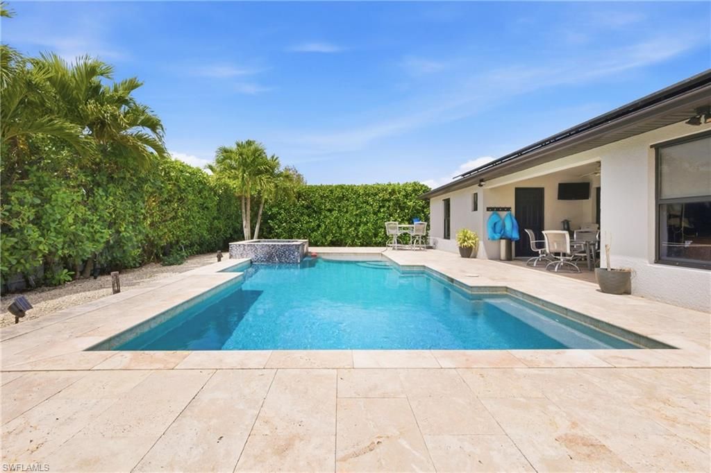Image 33 of property listing at 2612 Ceitus PKWY, Cape Coral, FL 33991