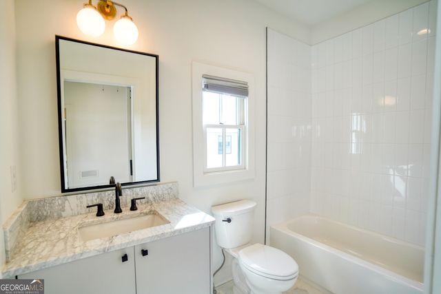 157 Ravenhurst Lane, Fayetteville, GA 30214