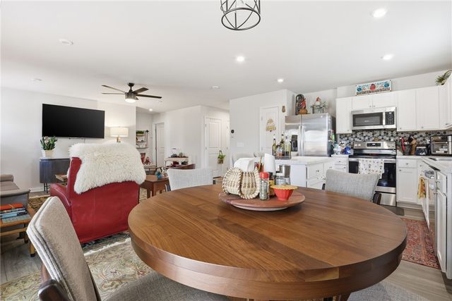 273 Utica Bend Court, Seneca, SC 29678