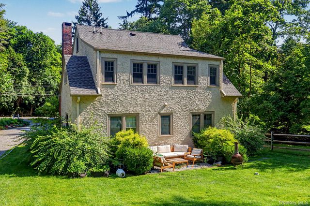 82 Douglas Road B, Chappaqua, NY 10514