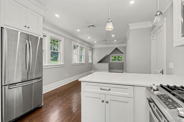 82 Douglas Road B, Chappaqua, NY 10514