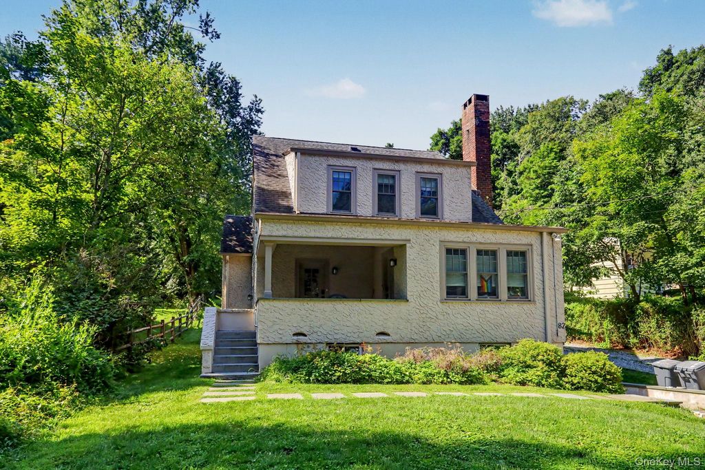 82 Douglas Road B, Chappaqua, NY 10514