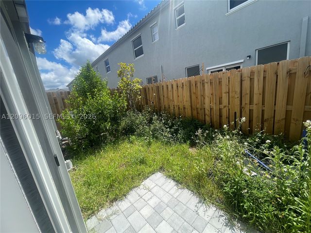 1111 SE 2nd St 1111, Florida City, FL 33034