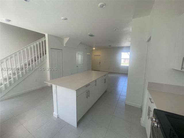 1111 SE 2nd St 1111, Florida City, FL 33034