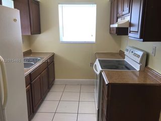 807 SW 5th Ct back, Hallandale Beach, FL 33009
