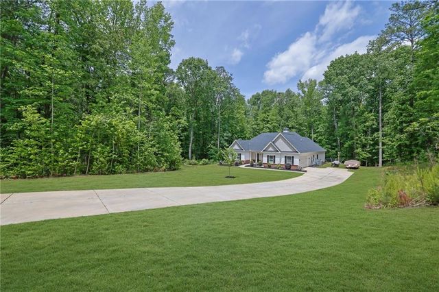125 Hawthorn Lane, Covington, GA 30014