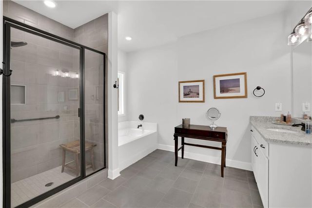 125 Hawthorn Lane, Covington, GA 30014