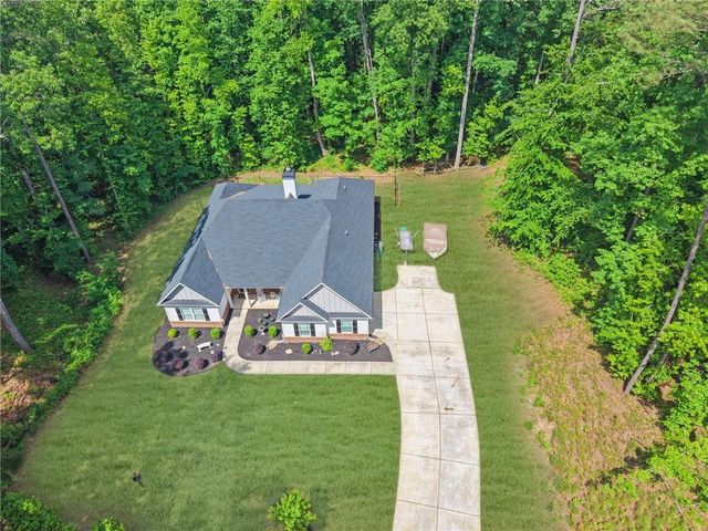 125 Hawthorn Lane, Covington, GA 30014