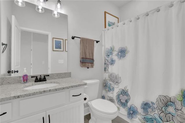 125 Hawthorn Lane, Covington, GA 30014